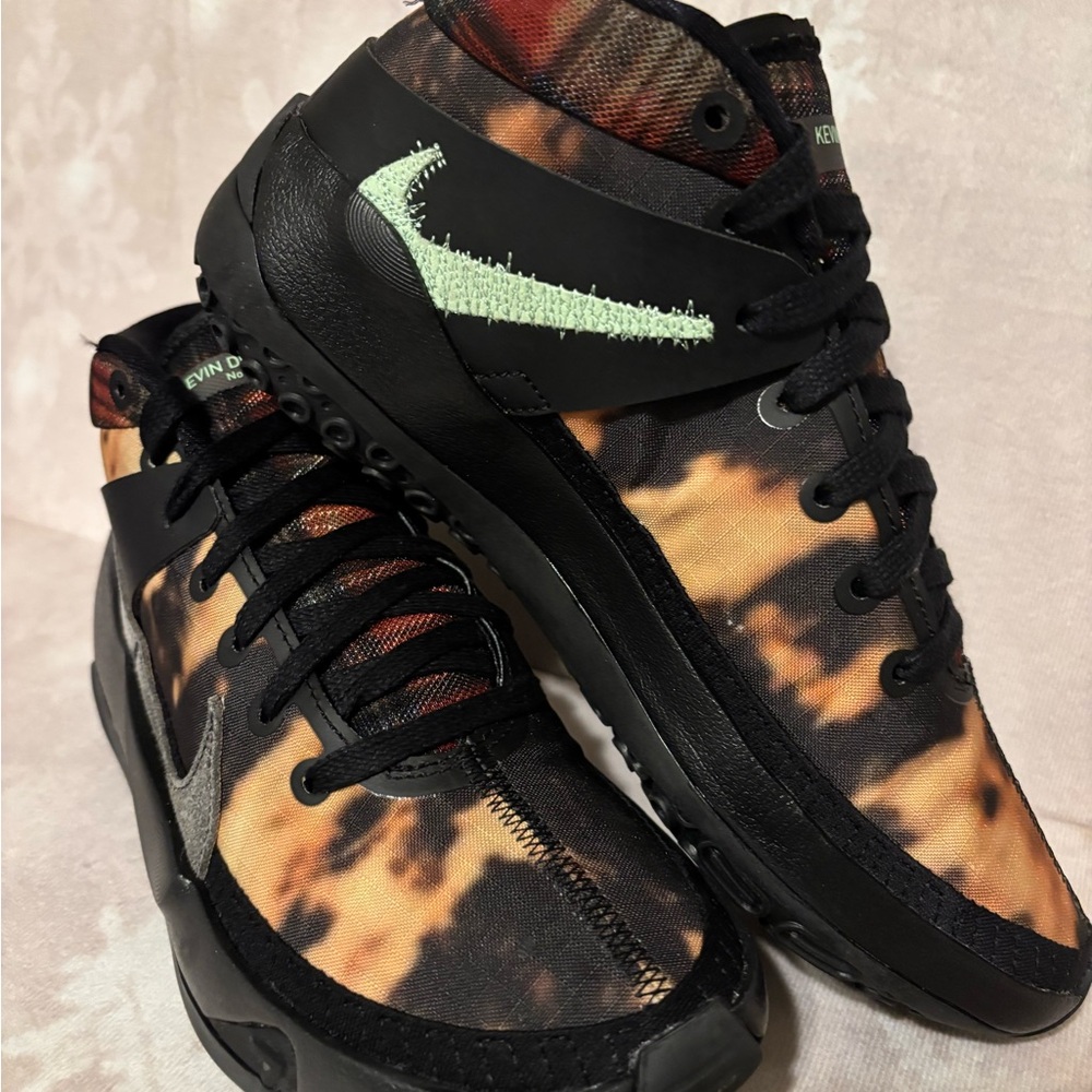 Nike KD13 Bleach Plaid Basketball Sneakers New Black DA0895-005 - Mens Size 5.5
